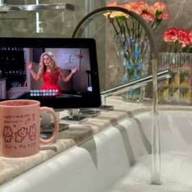 好的关系 从不费劲 