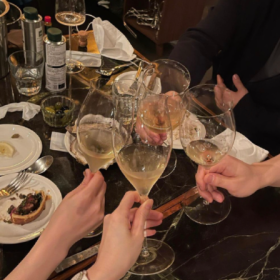 我的心思很简单,除了