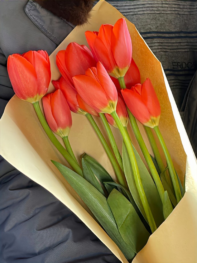 这个社会很现实,没有